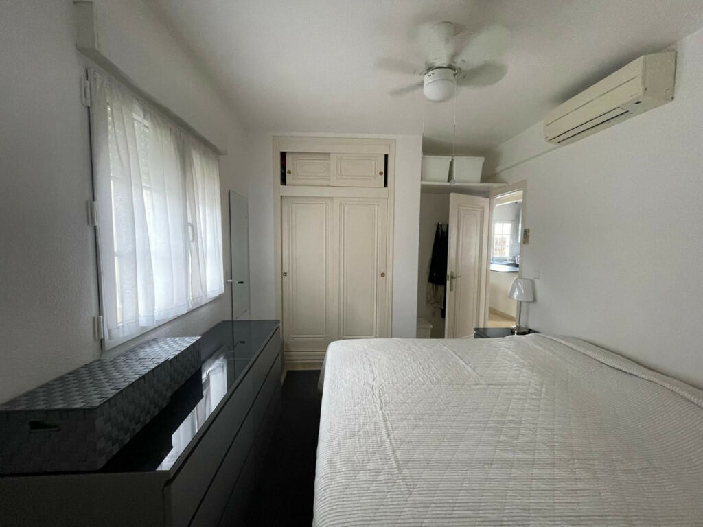 Detached Villa Playa Flamenca Alicante - image 11