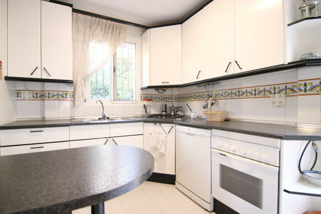 Detached Villa Coín Málaga - image 12