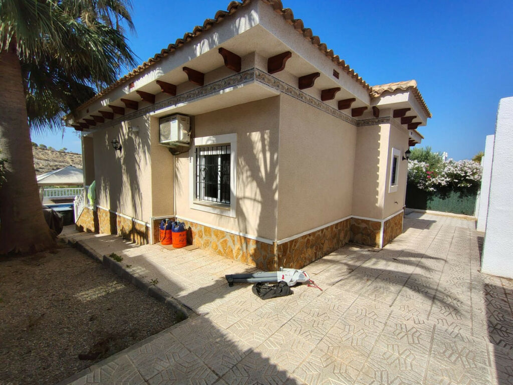 Detached Villa Bigastro Alicante - image 11