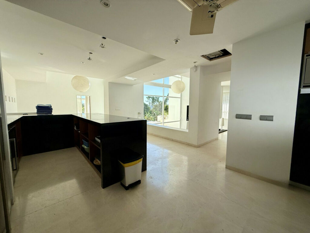 Detached Villa Valtocado Málaga - image 12