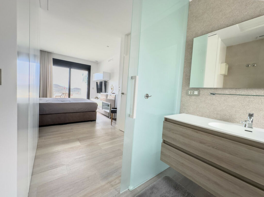 Middle Floor Apartment Calpe Alicante - image 12