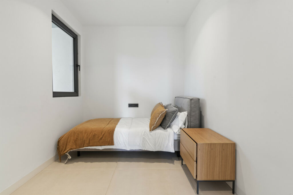 Townhouse El Paraiso Málaga - image 12