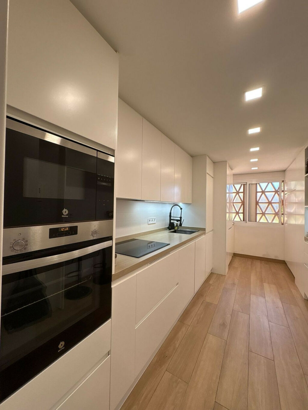 Ground Floor Apartment Estepona Málaga - image 12