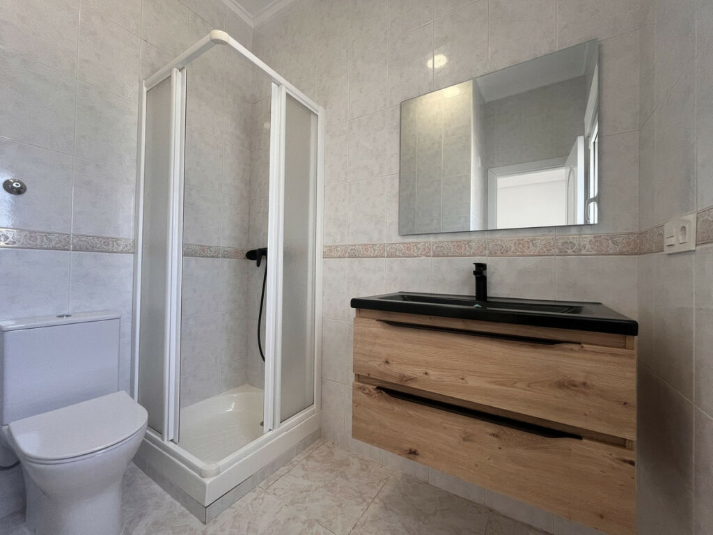 Detached Villa Rojales Alicante - image 11