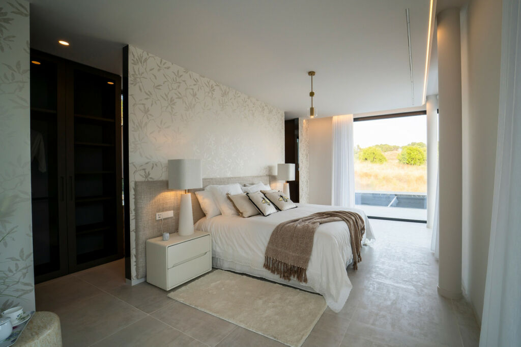 Detached Villa El Paraiso Málaga - image 12