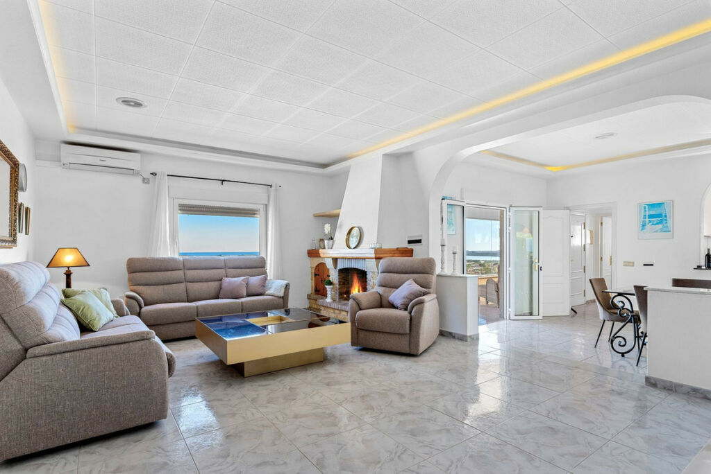 Detached Villa Ciudad Quesada Alicante - image 12