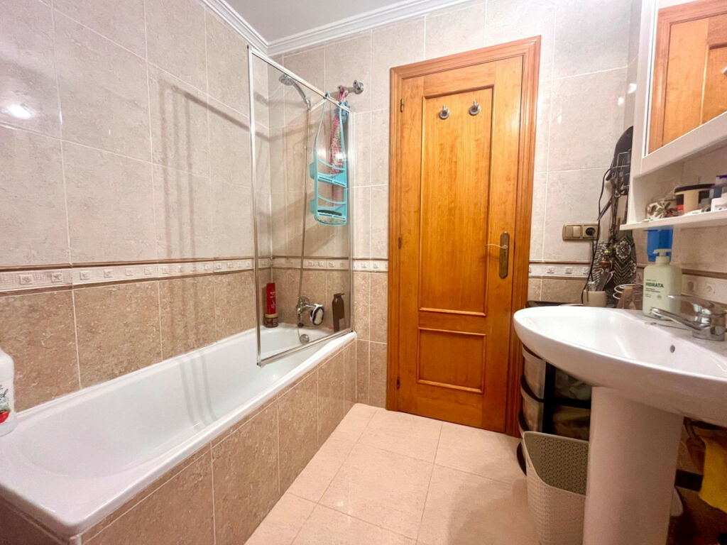 Bungalow Orihuela Costa Alicante - image 12