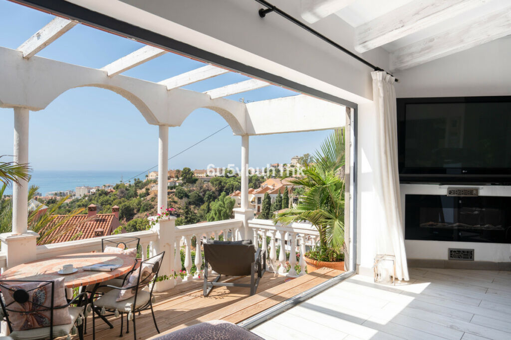 Townhouse Torreblanca Málaga - image 4