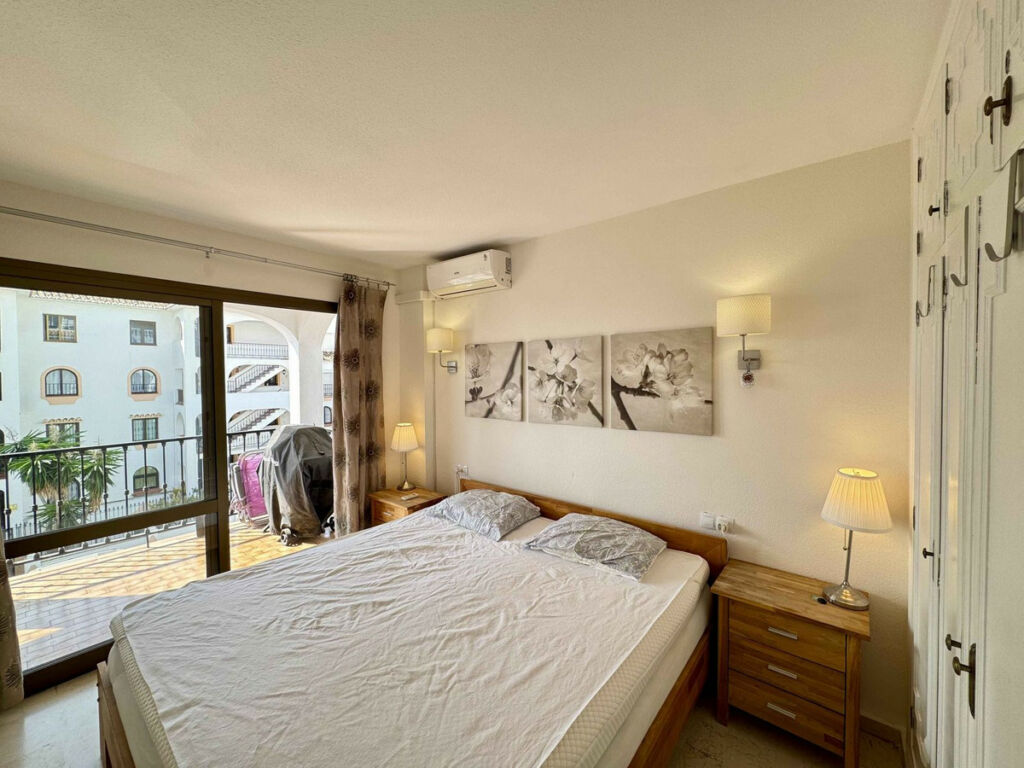 Middle Floor Apartment Riviera del Sol Málaga - image 12