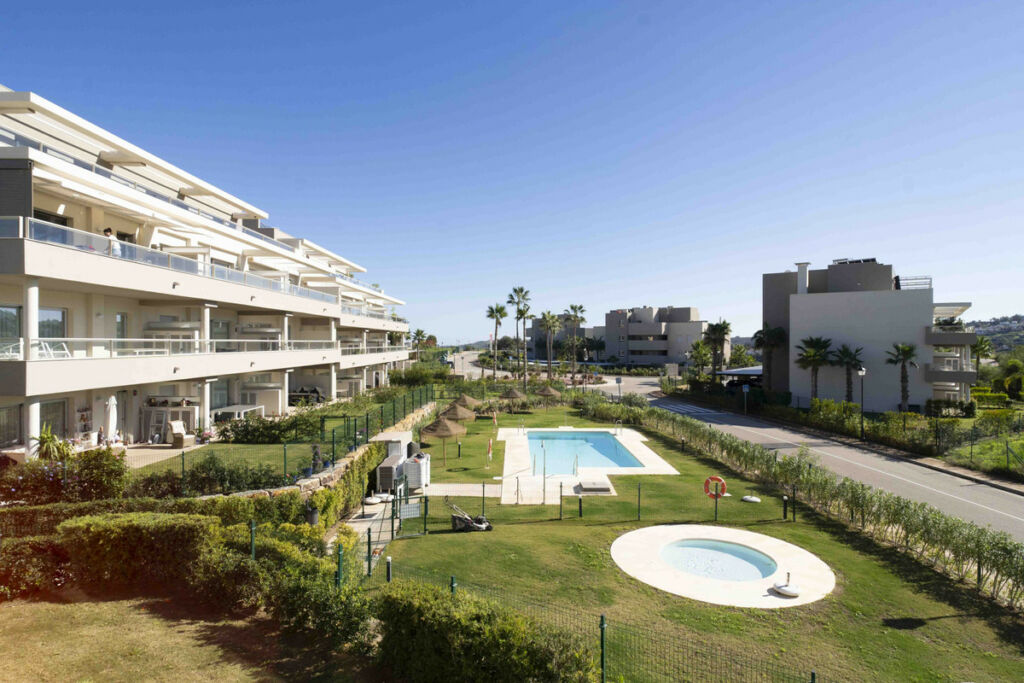 Middle Floor Apartment La Cala Golf Málaga - image 12