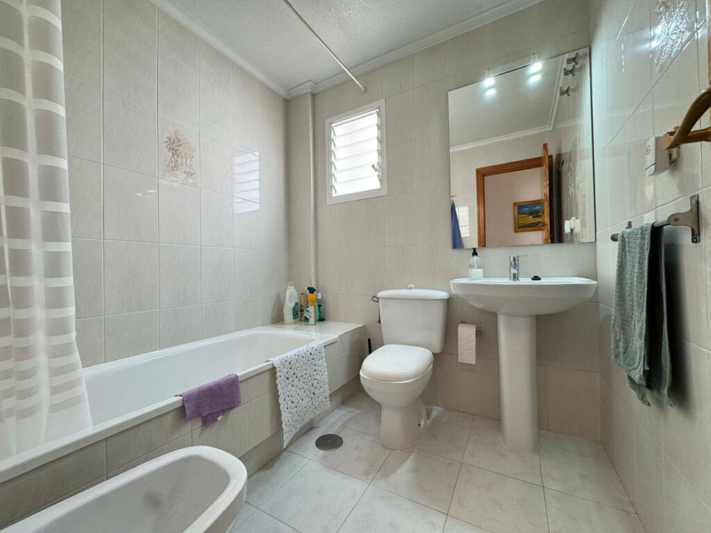 Penthouse Torrevieja Alicante - image 12