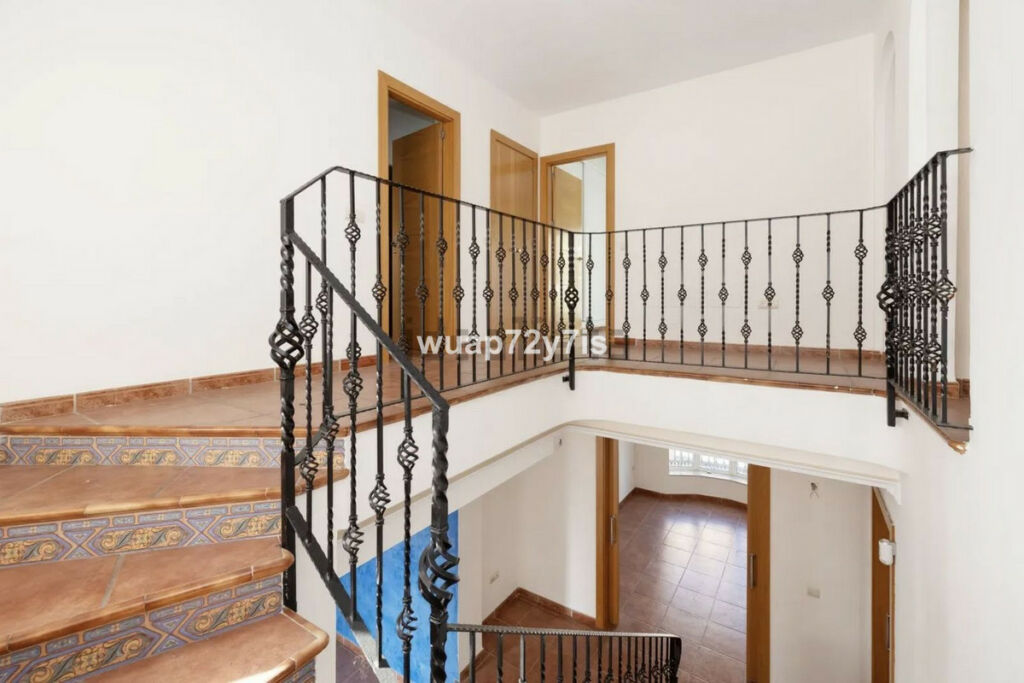 Detached Villa Benalmadena Málaga - image 12