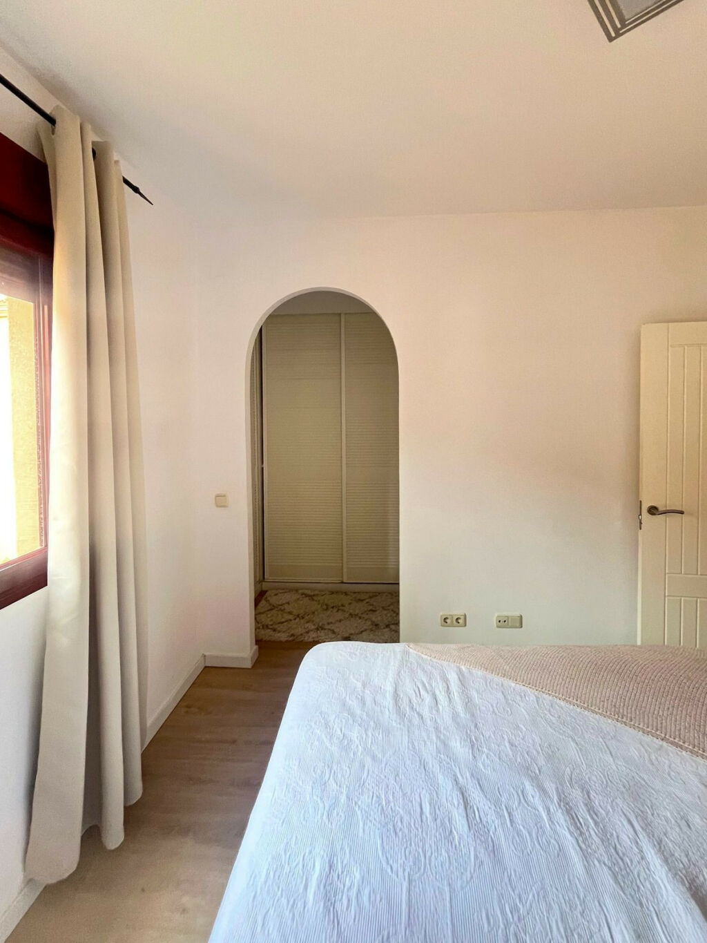 Top Floor Apartment El Paraiso Málaga - image 12