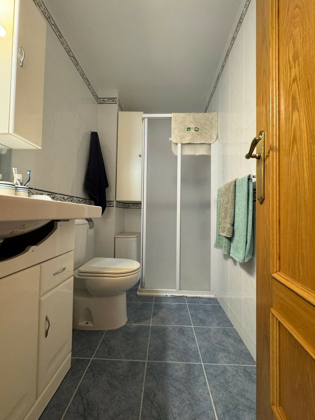 Middle Floor Apartment Fuengirola Málaga - image 12