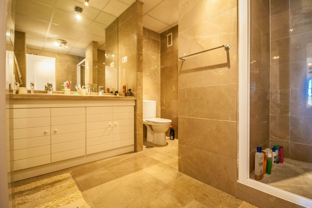 Ground Floor Apartment Riviera del Sol Málaga - image 12