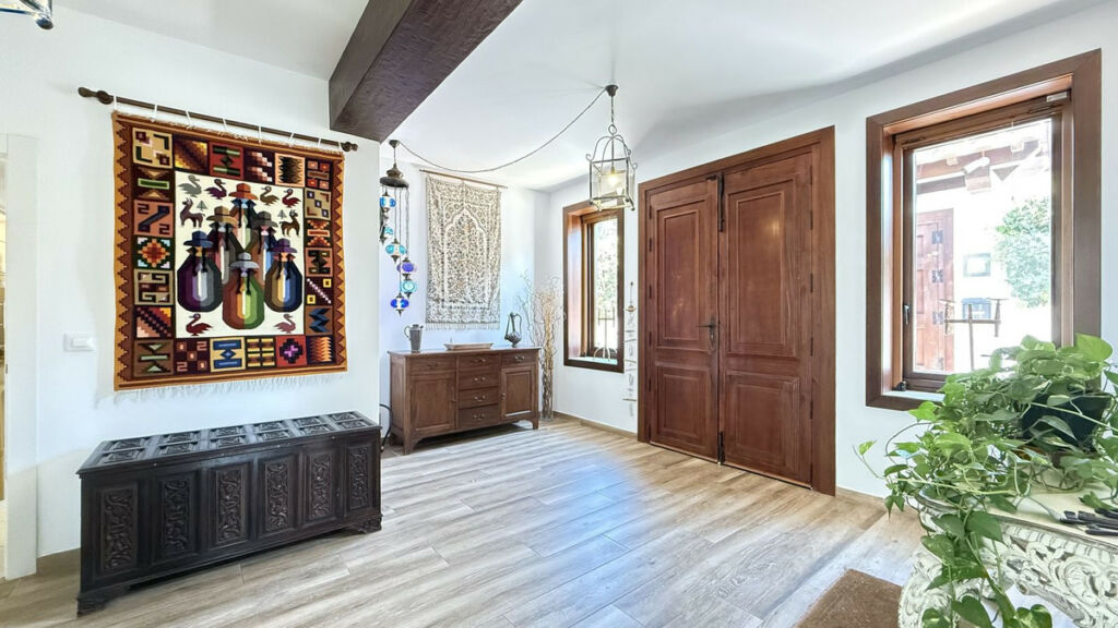 Detached Villa Calahonda Málaga - image 12
