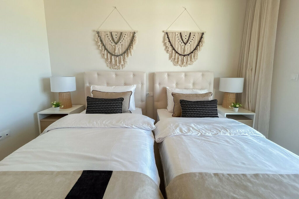 Middle Floor Apartment Casares Málaga - image 12