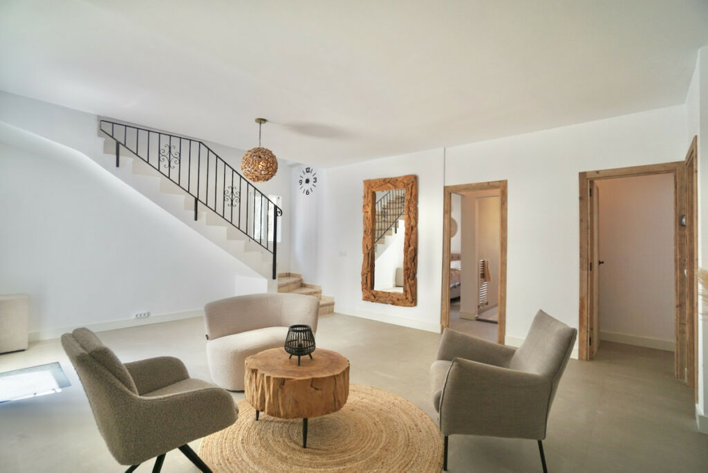 Detached Villa Montemar Alicante - image 12