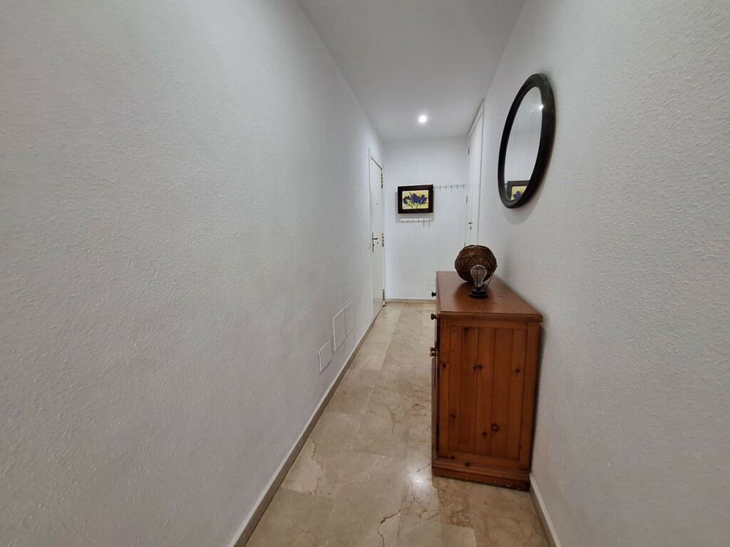 Middle Floor Apartment San Luis de Sabinillas Málaga - image 12