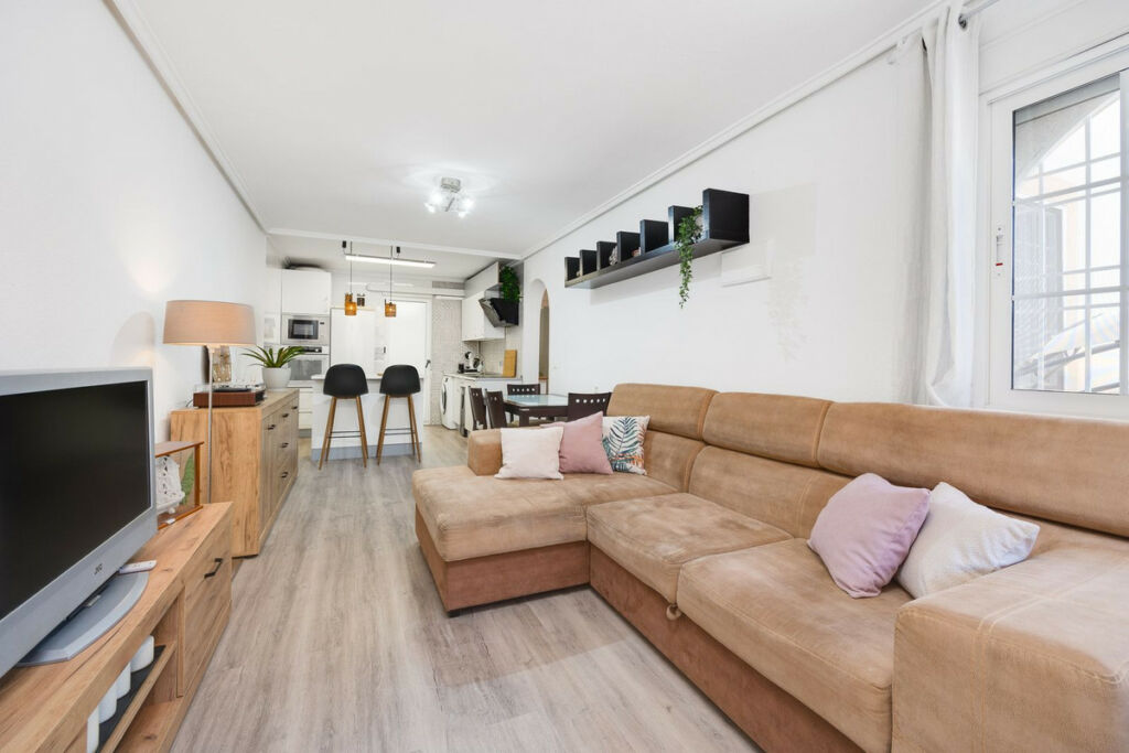 Ground Floor Apartment Torrevieja Alicante - image 12