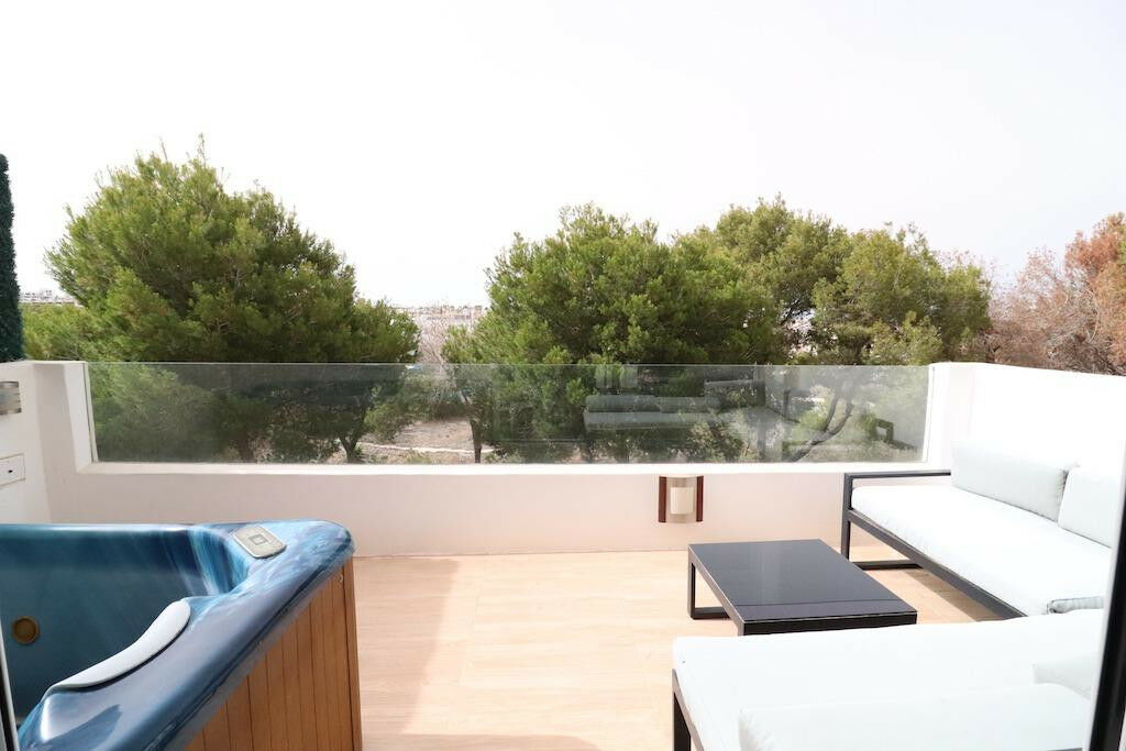 Detached Villa Orihuela Costa Alicante - image 14