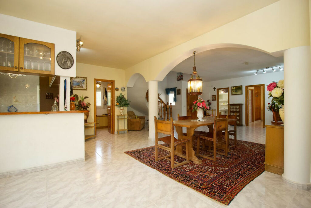 Detached Villa Alhaurín el Grande Málaga - image 12