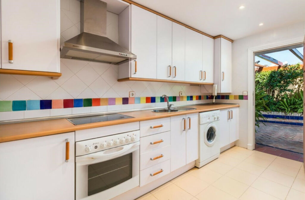Detached Villa Guadalmina Alta Málaga - image 12