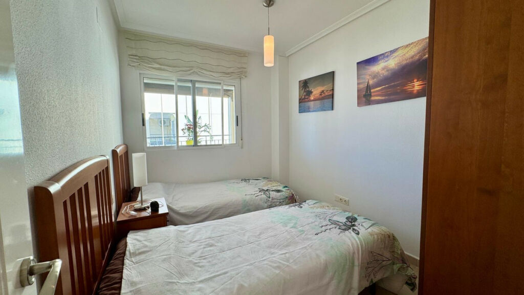 Ground Floor Apartment Villamartin Alicante - image 12