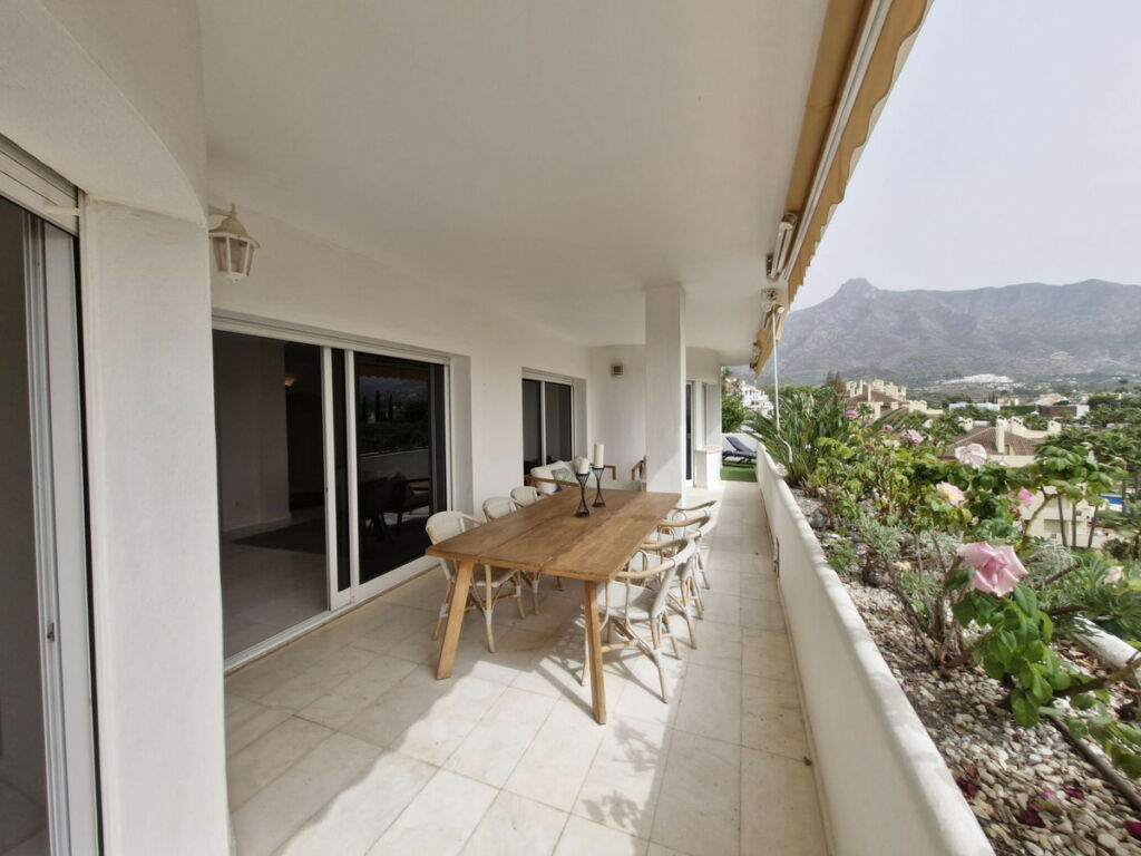 Penthouse The Golden Mile Málaga - image 12