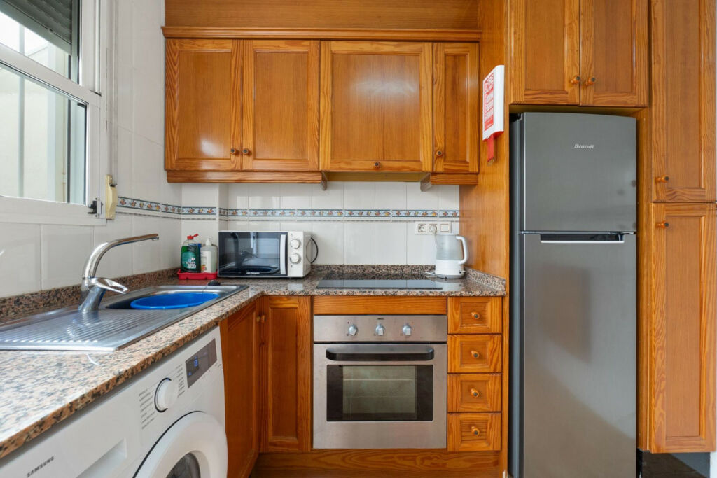 Townhouse Torrevieja Alicante - image 12