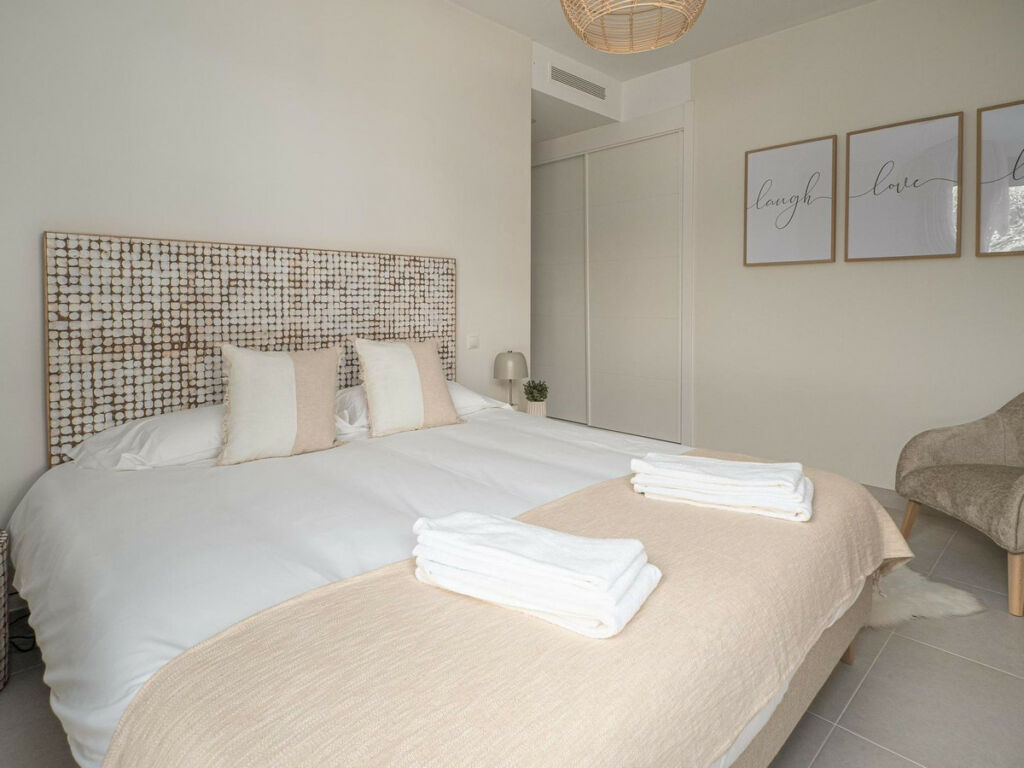 Ground Floor Apartment Estepona Málaga - image 12