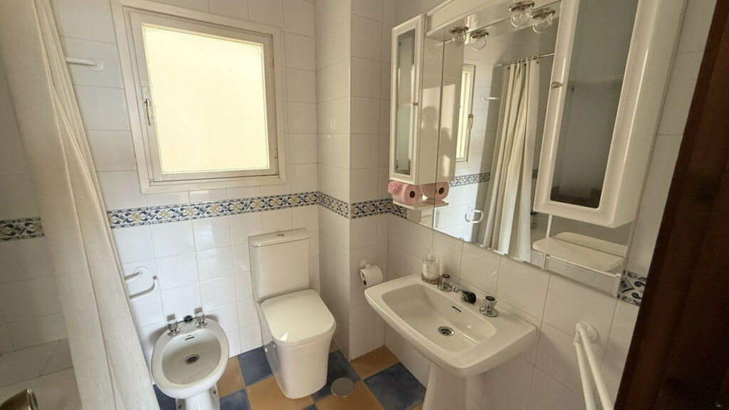 Middle Floor Apartment Marbella Málaga - image 12