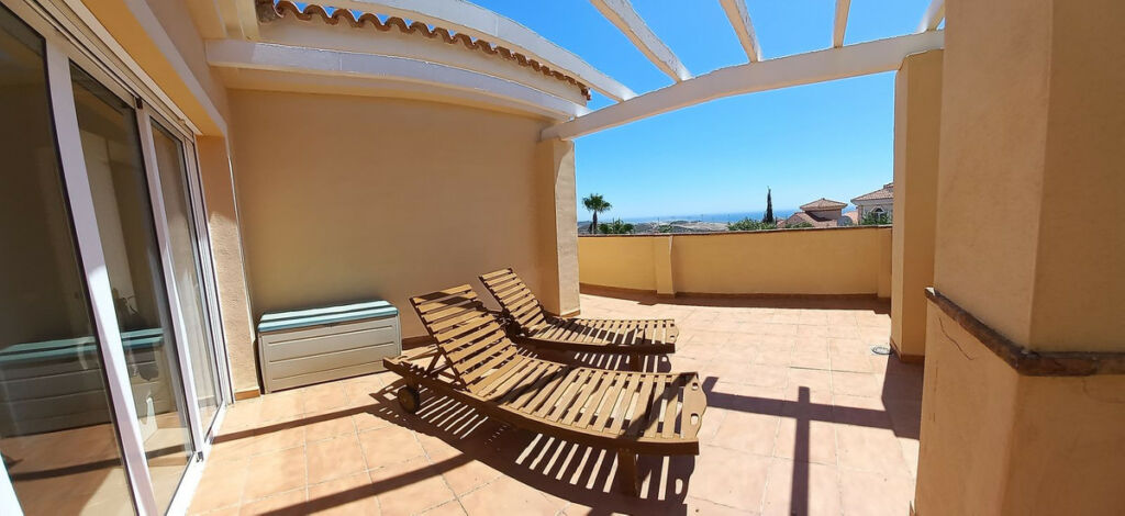 Detached Villa Riviera del Sol Málaga - image 12