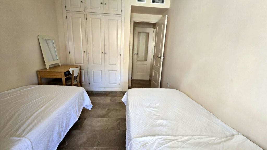 Ground Floor Apartment Riviera del Sol Málaga - image 12