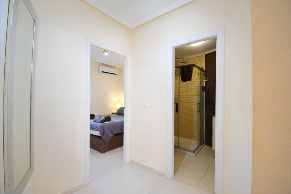 Ground Floor Apartment Villamartin Alicante - image 12