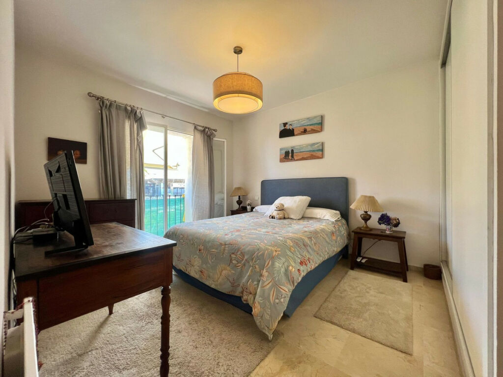 Middle Floor Apartment Guadalmina Alta Málaga - image 12