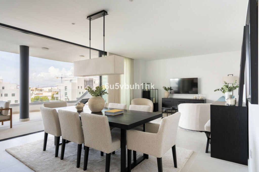 Middle Floor Apartment Fuengirola Málaga - image 12