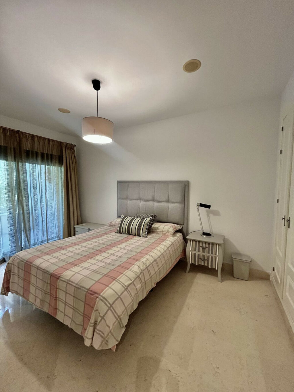 Middle Floor Apartment Benahavís Málaga - image 12