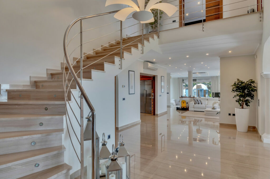 Detached Villa Benissa Alicante - image 12