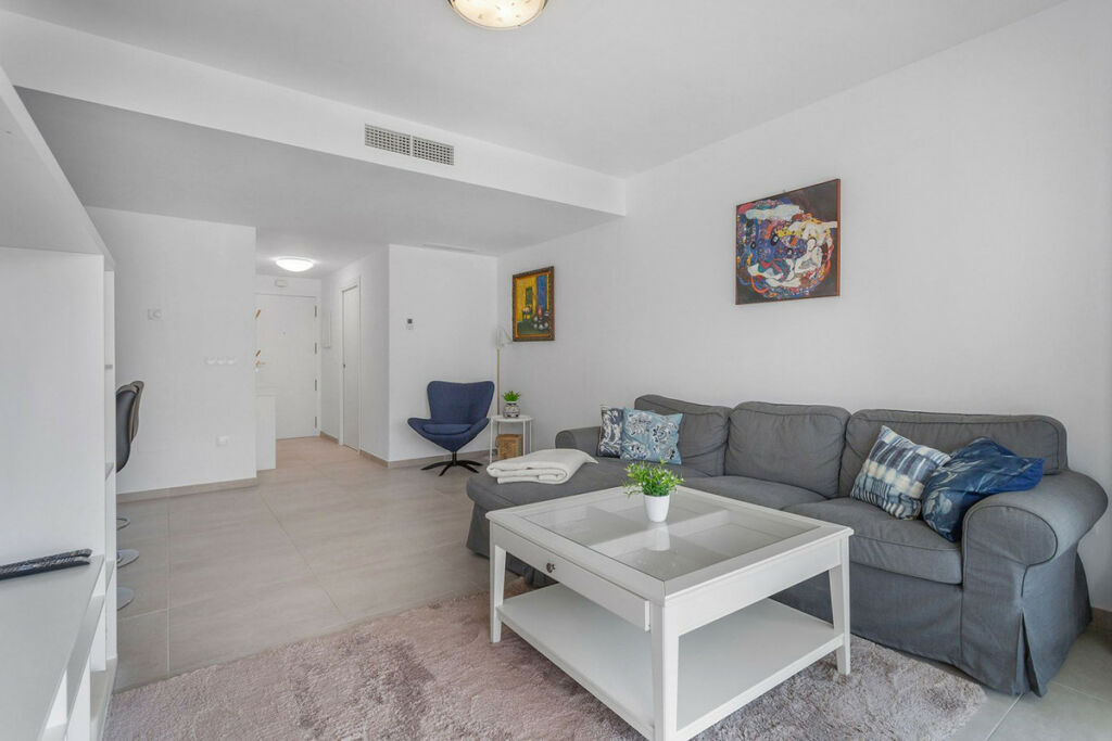 Middle Floor Apartment Villamartin Alicante - image 12