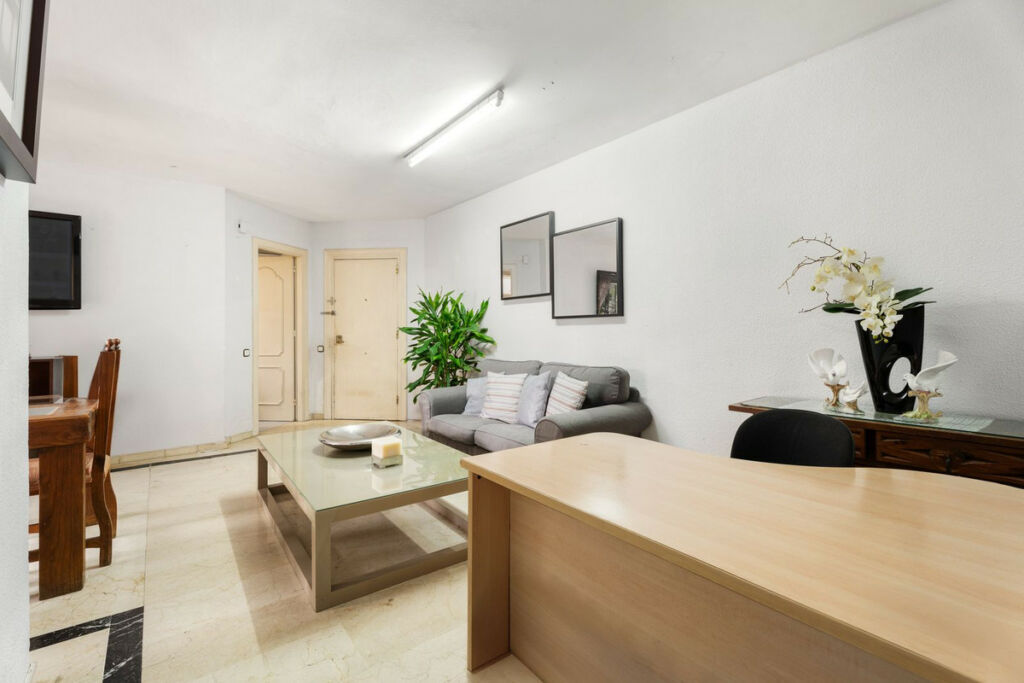 Middle Floor Apartment Marbella Málaga - image 12