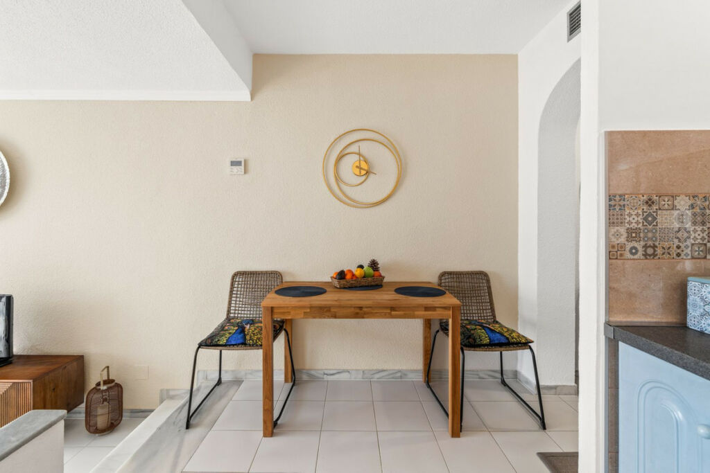 Middle Floor Apartment Riviera del Sol Málaga - image 12