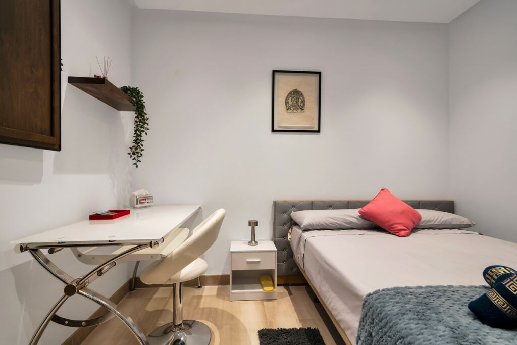 Middle Floor Apartment Estepona Málaga - image 12