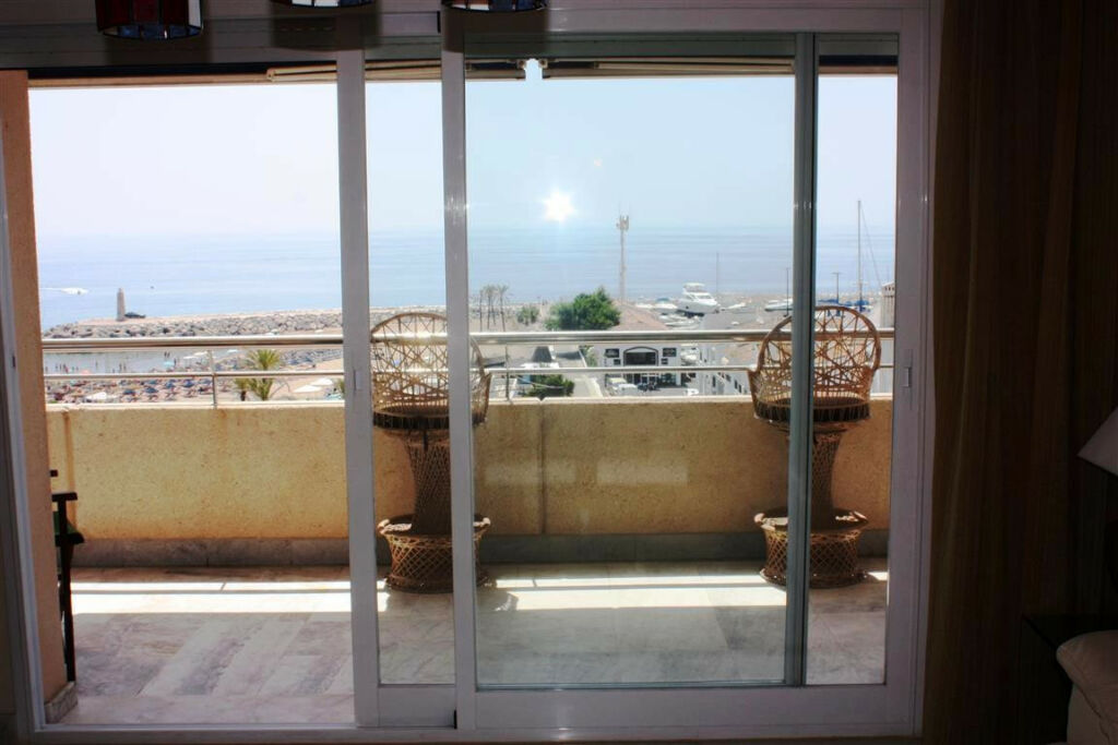 Middle Floor Apartment Puerto Banús Málaga - image 12