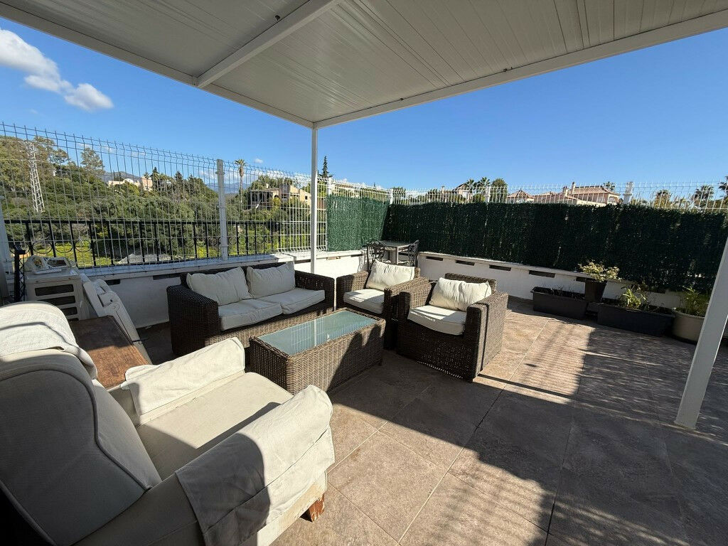 Townhouse Estepona Málaga - image 12
