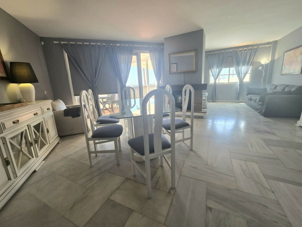 Middle Floor Apartment Benalmadena Costa Málaga - image 12