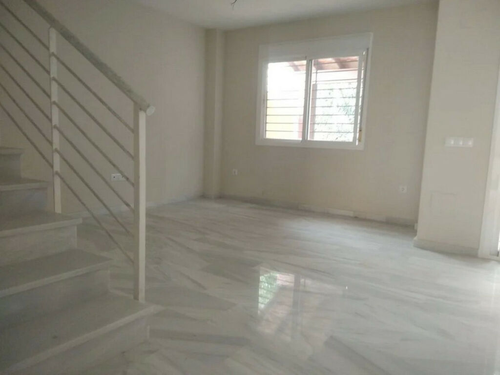Townhouse Calahonda Málaga - image 12