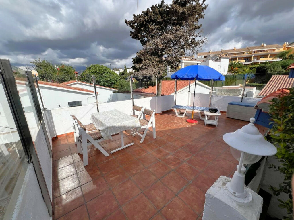 Detached Villa Costabella Málaga - image 12