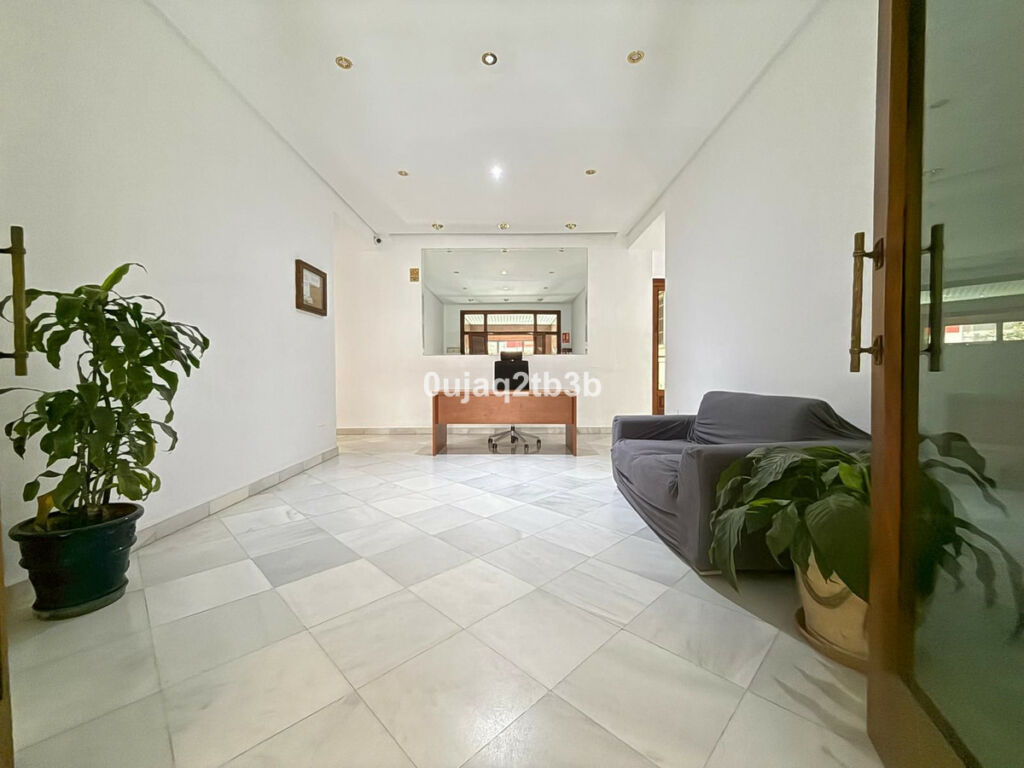 Middle Floor Apartment Marbella Málaga - image 13