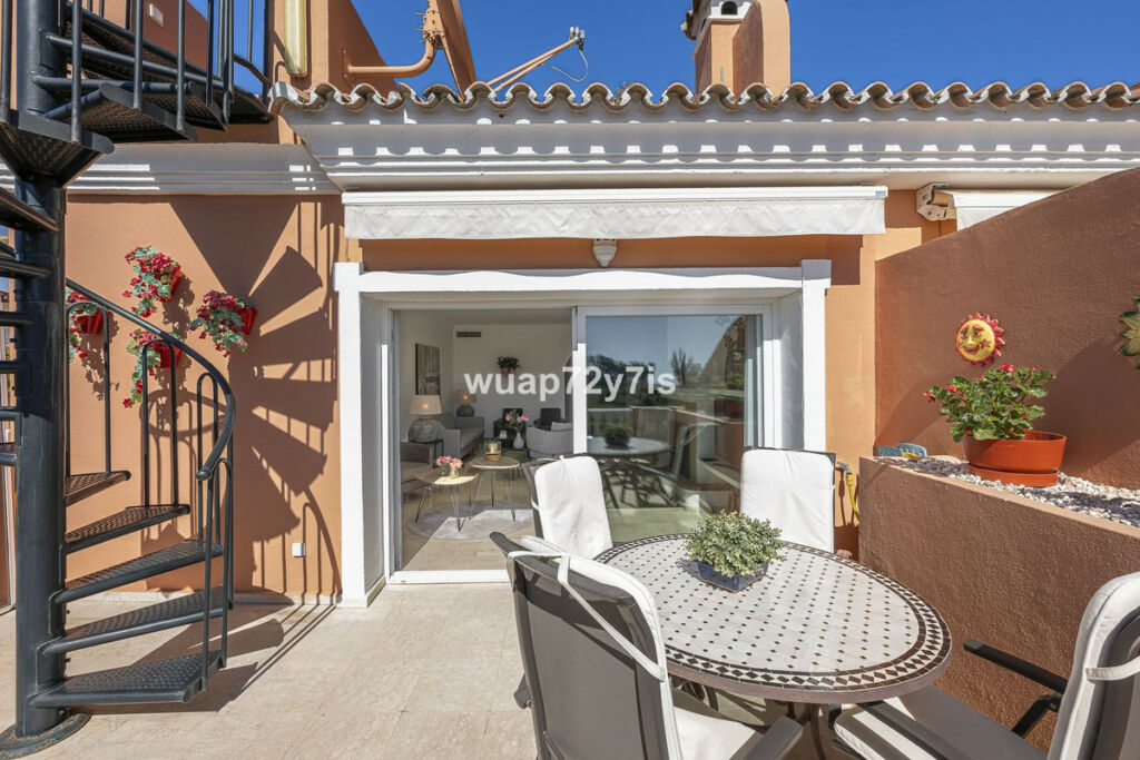 Penthouse Estepona Málaga - image 12